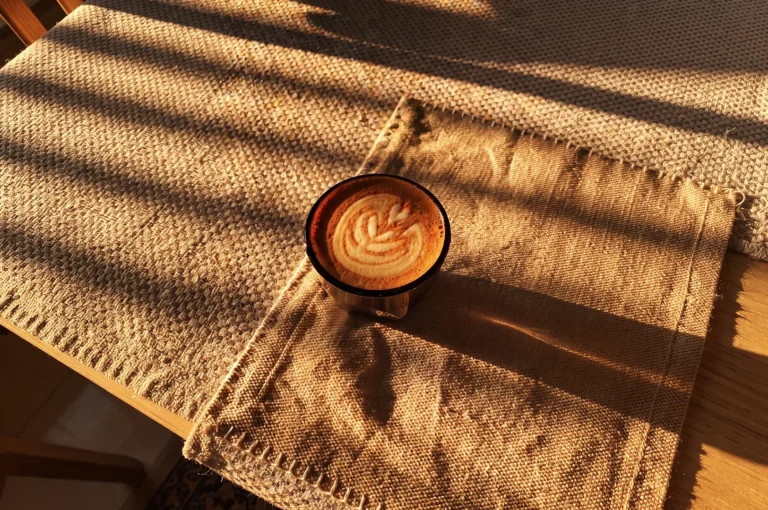 Why Does The Same Café Feel Like A Different Place At 9AM And 4PM?